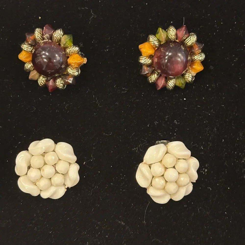 Colorful and White Vintage Clip-On Earrings Set Western Germany